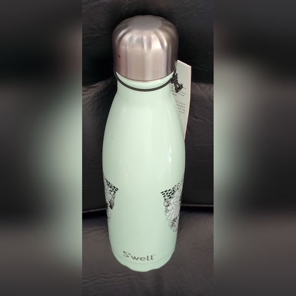 NWT Starbucks Swell Reusable Collectible Water Bottle, Stainless Steel - Picture 7 of 10